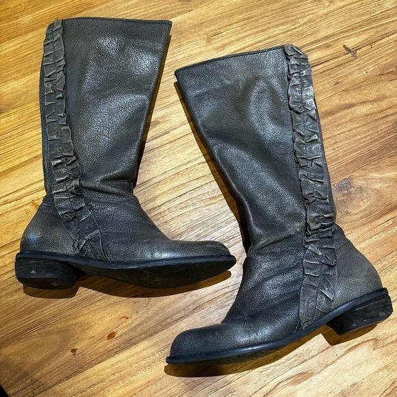 Anthropologie Miss Albright Women’s Pebbled Primped Leather Ruffle Tall Boots - Picture 3 of 13